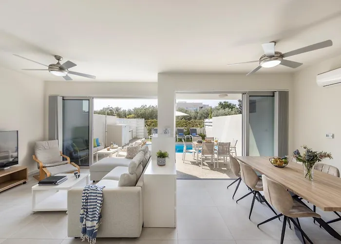 Milan's Mythical Casa de Férias