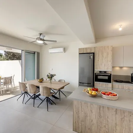 Milan's Mythical Holiday home Paralimni