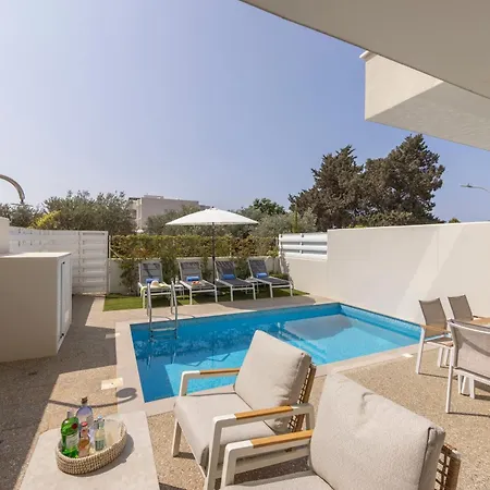 Milan's Mythical Paralimni